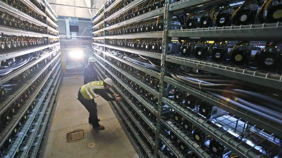 Bitcoin Mining With Solar: Less Risky and More Profitable Than Selling to the Grid