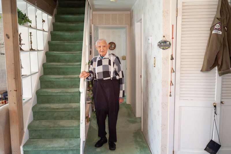 David Wisnia, an Auschwitz survivor who became an 101st Airborne trooper, at his home in Levittown, Pa.